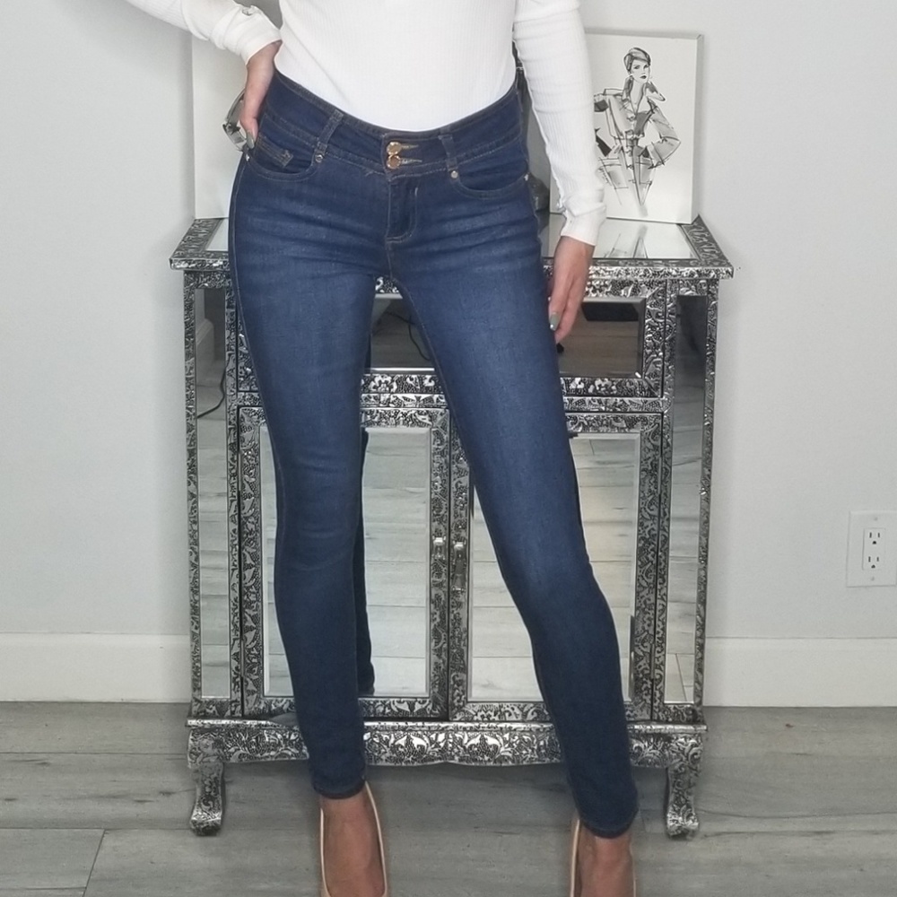 Booty Forming Skinny Jeans